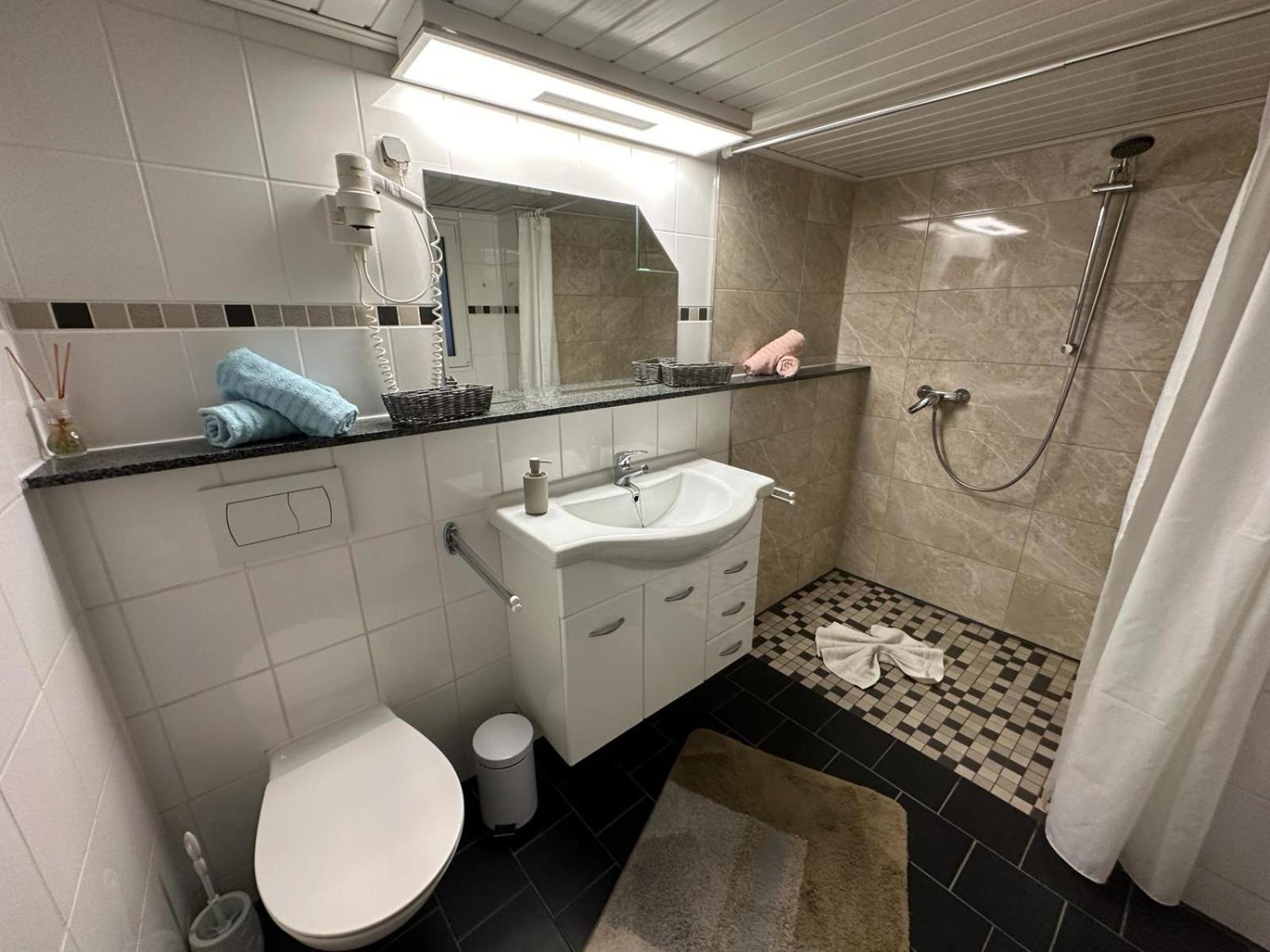 Christels Ferienwohnung 1 In Thale Mit Sonnenterrasse Und Grill المظهر الخارجي الصورة